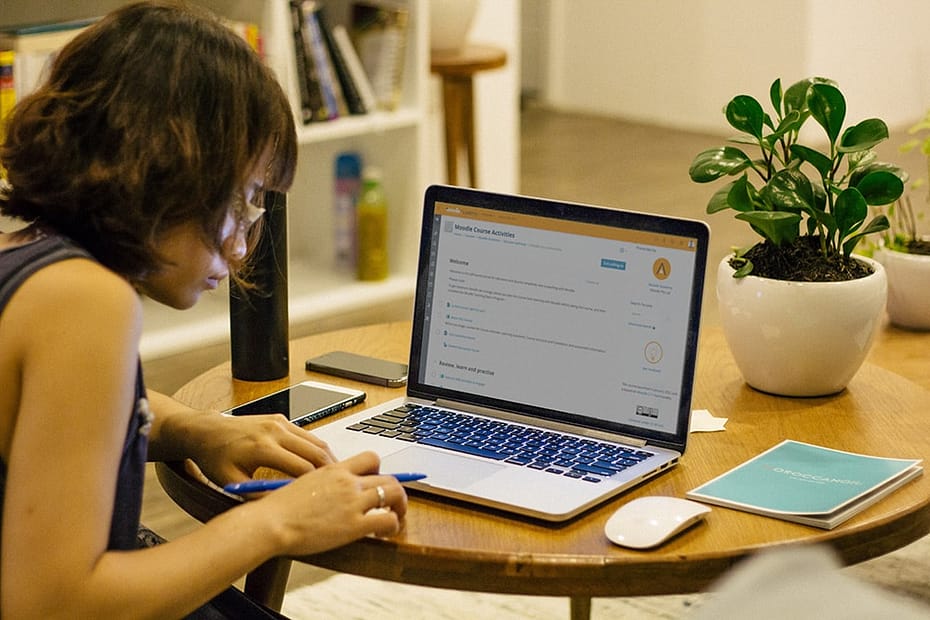 moodle administrator